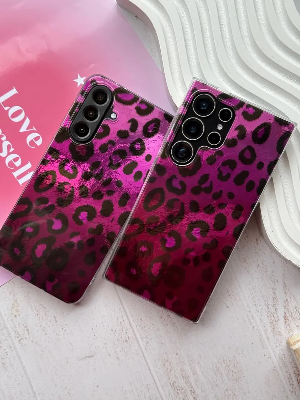 قاب Foxy Violet سامسونگ و شیائومی — تصویر ۶