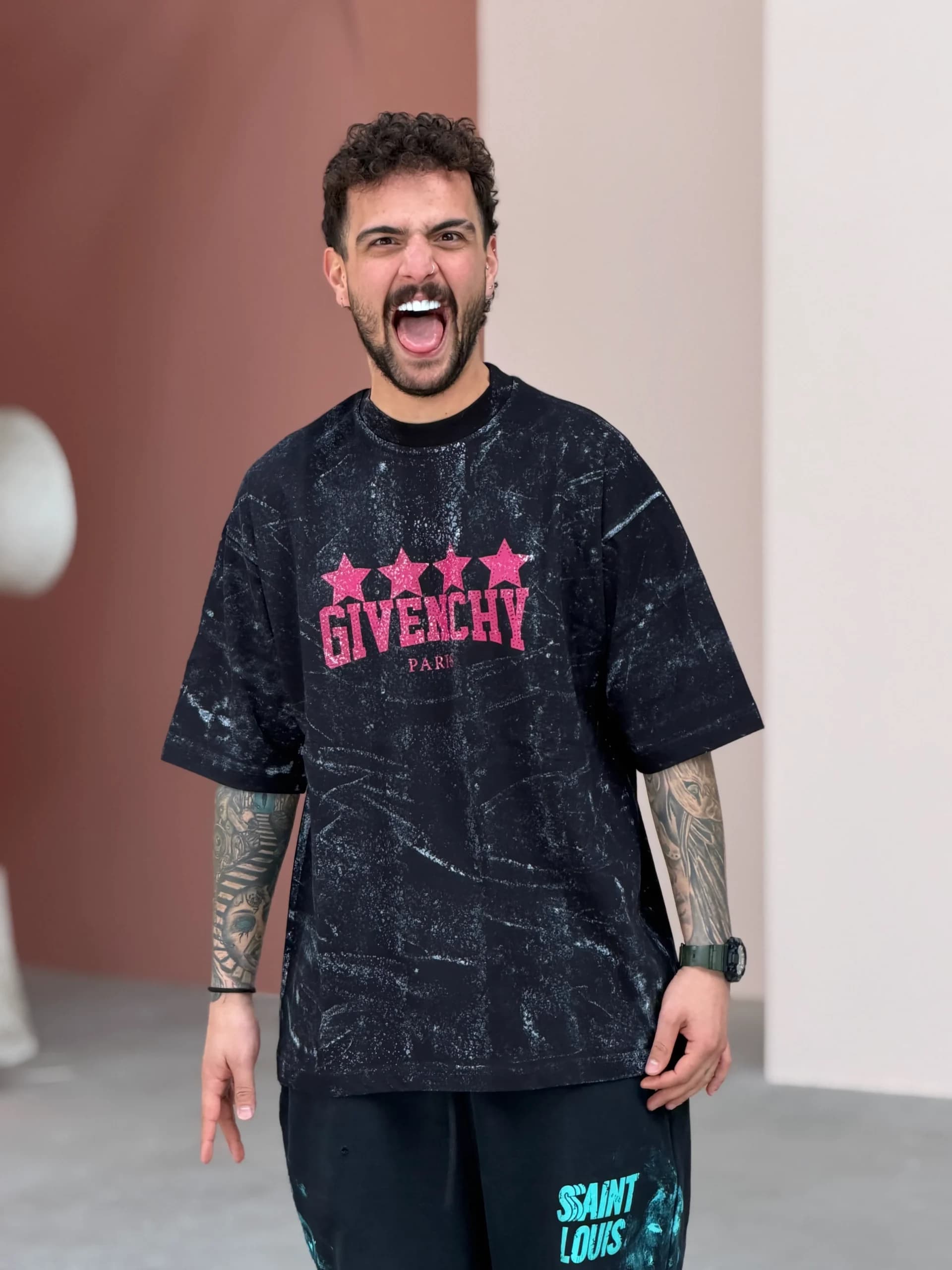 تیشرت مردانه GIVENCHY کد 2090-23 — تصویر ۴