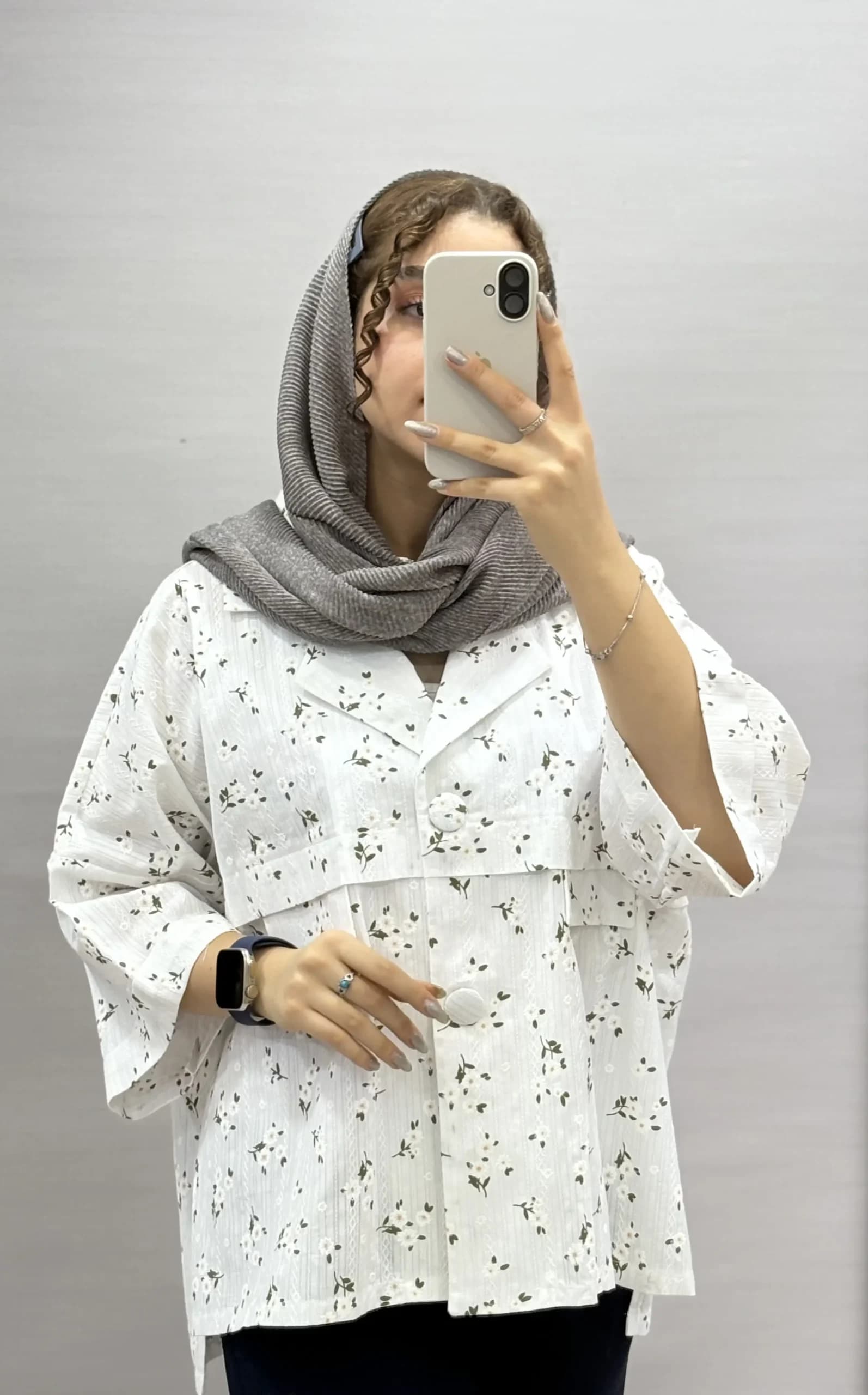 مانتو بابونه — تصویر ۲