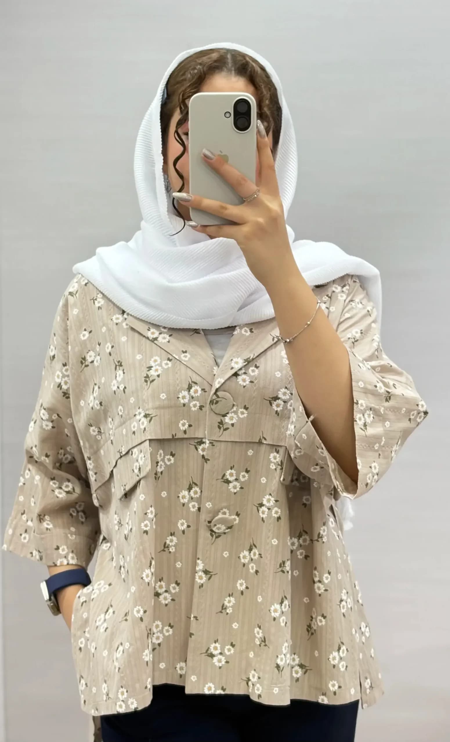 مانتو بابونه — تصویر ۴