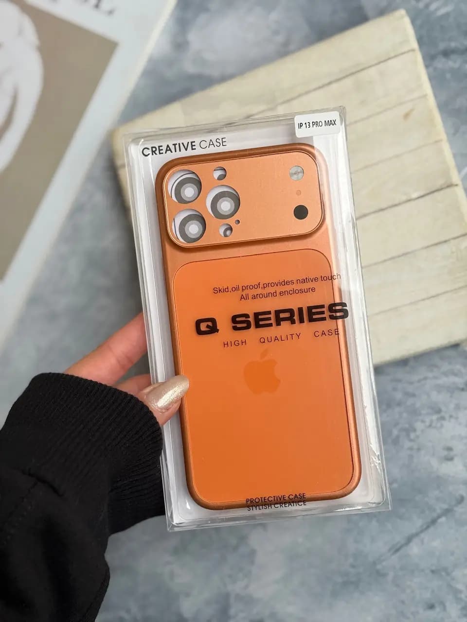 قاب آیفون Orange AG with Apple logo با مگ سیف — تصویر ۲