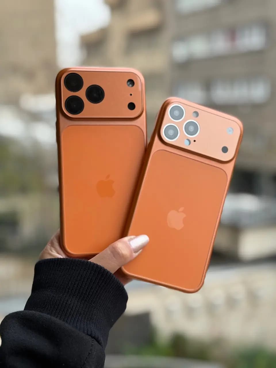 قاب آیفون Orange AG with Apple logo با مگ سیف — تصویر ۴