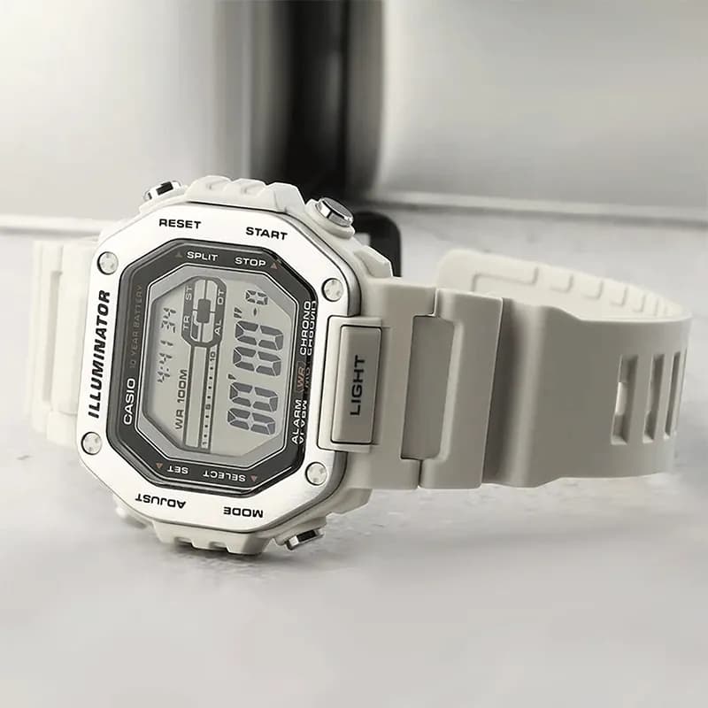 ساعت کاسیو مردانه مدل MWD-110H-8A — تصویر ۴