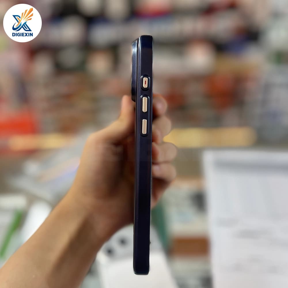 کاور مگسیف کرکره ای کریتیو مناسب برای آیفون 17 پرومکس — تصویر ۷