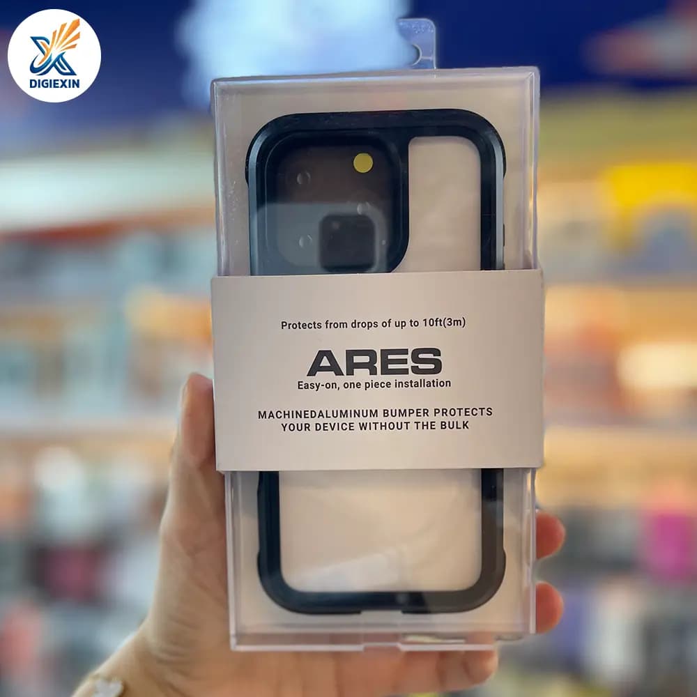 کاور شفاف مدل Ares از برند KZDOO مناسب برای آیفون ۱۶ پرو