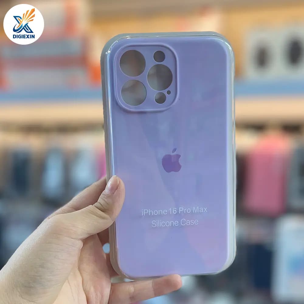 کاور سیلیکونی اصل مگ‌سیف‌دار مناسب برای گوشی اپل آیفون 16 پرومکس — تصویر ۶
