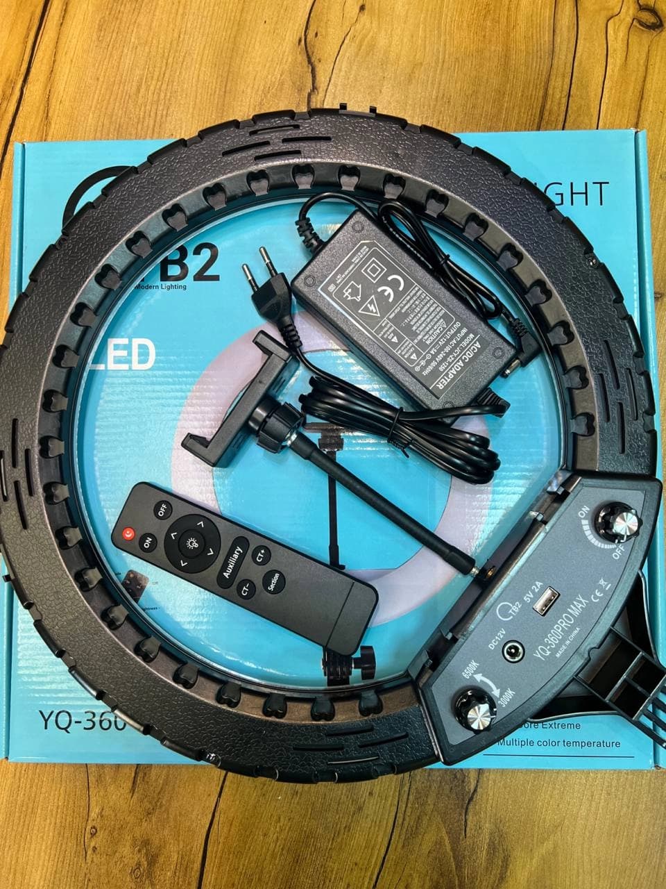 رینگ لایت 14 اینچ TB2 مدل YQ-360 PRO MAX — تصویر ۳