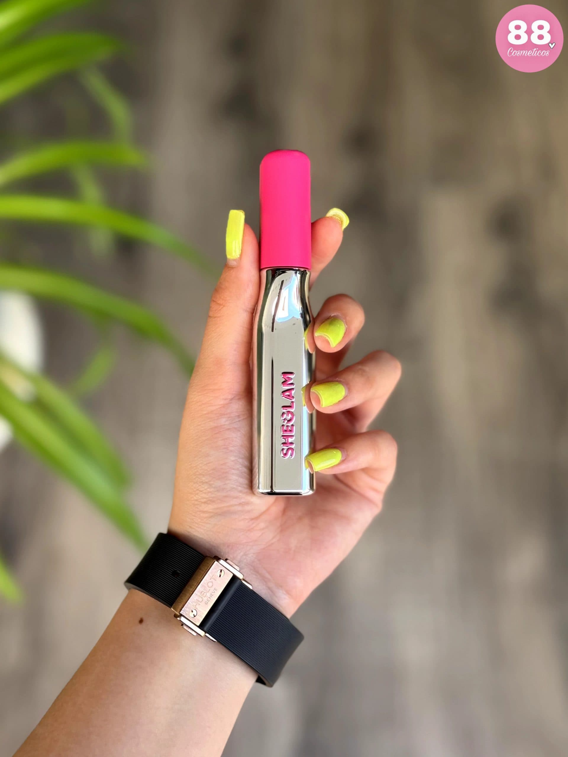 ریمل حجم دهنده و حالت دهنده سوزنی شیگلم Sheglam مدل Lashlighter Up And Out Mascara