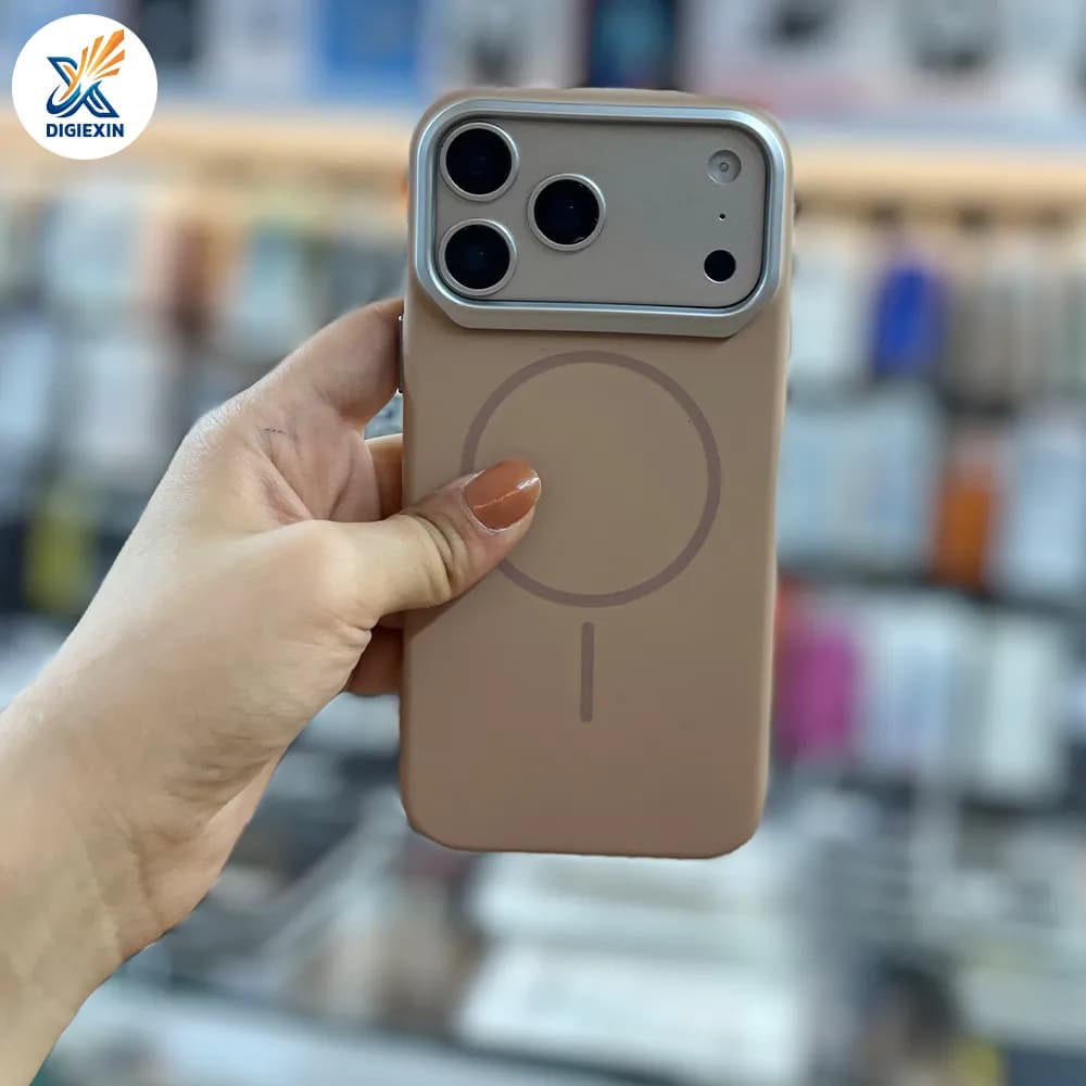 کاور یونیک کیس Unique Case مخصوص آیفون 17 پرومکس — تصویر ۸
