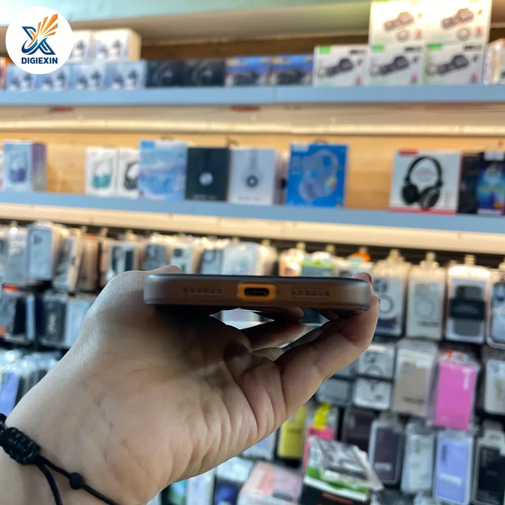 کاور مدل SYNDG مناسب برای گوشی موبایل اپل آیفون 17 پرومکس — تصویر ۷