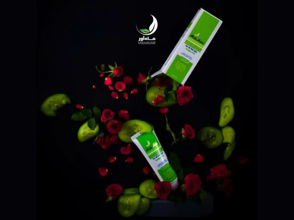 کرم ترمیم کننده گیاهی ماه آور – خیار و گل سرخ