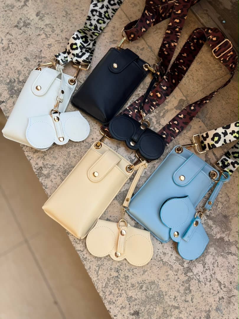 کیف موبایلی جا عینک دار