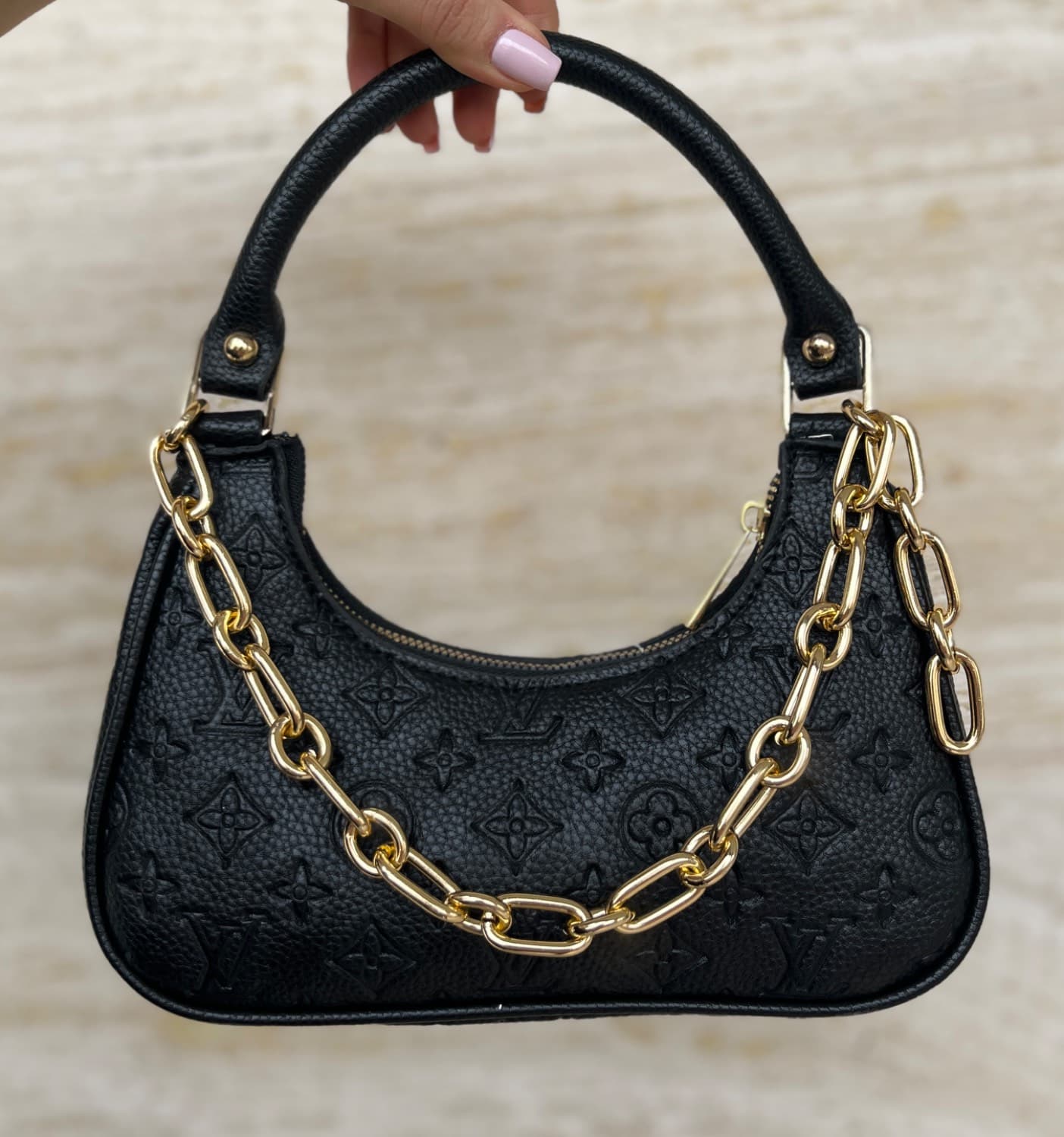کیف هلالی کوچک مجلسی LV