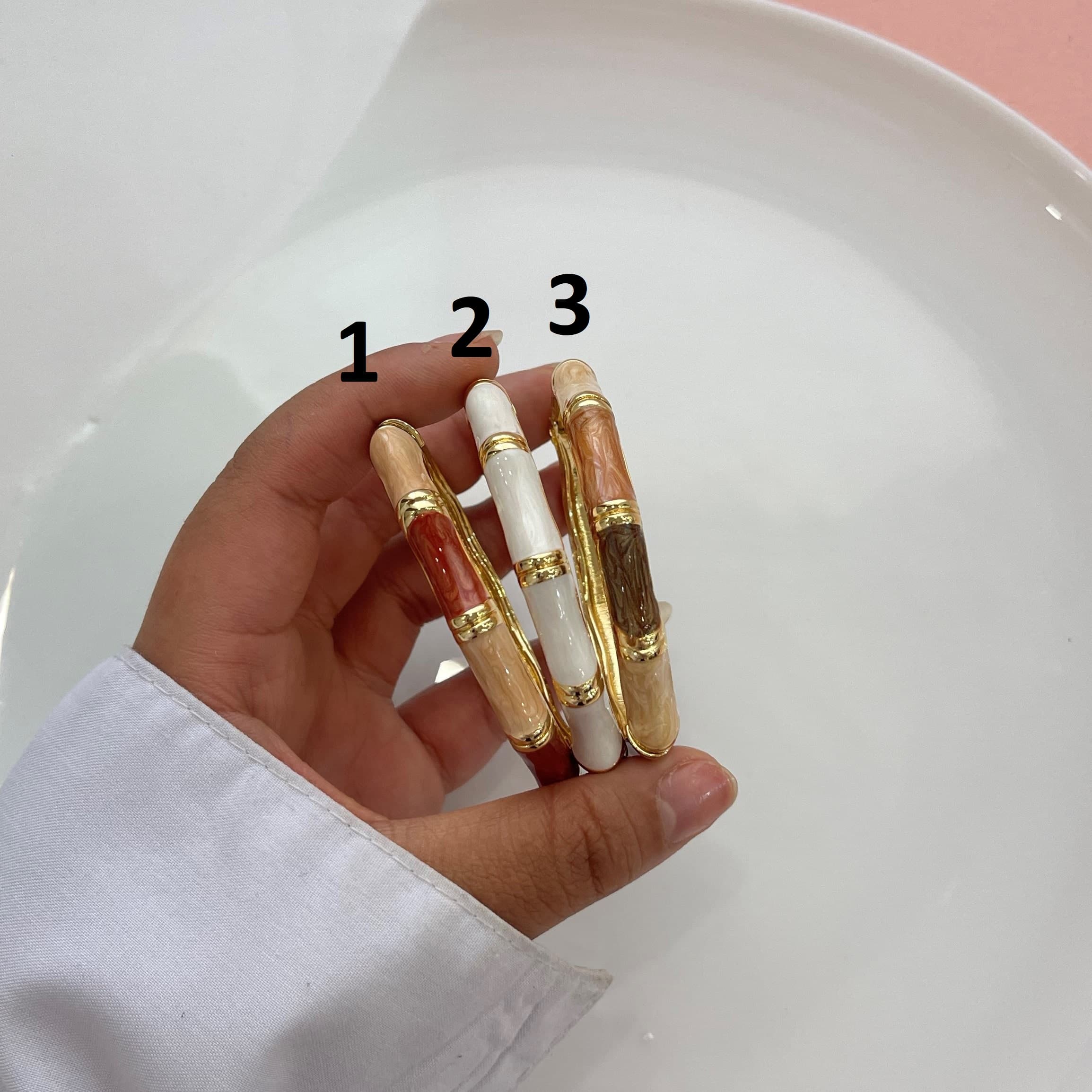 دستبند میناکاری کد2 — تصویر ۳