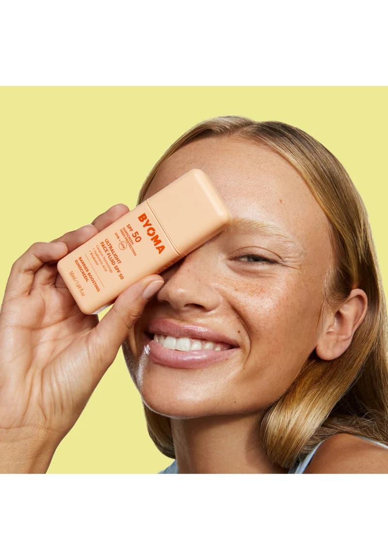 ضدآفتاب فلوئید فوق سبک بایوما Spf50 — تصویر ۲