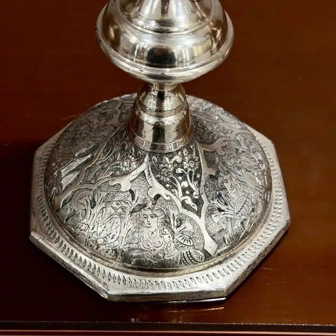 شمعدان نقره لاله دامن دار ریزقلم مینیاتور اعلا — تصویر ۴