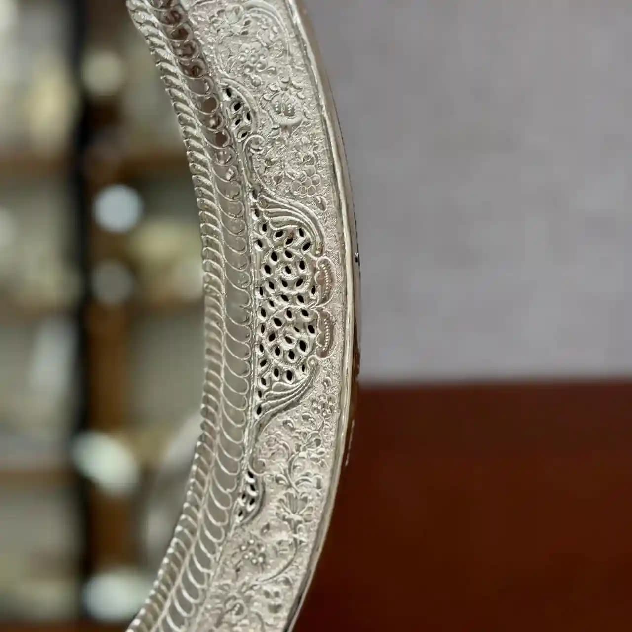 آینه نقره بیضی قلم گل و مرغ — تصویر ۵