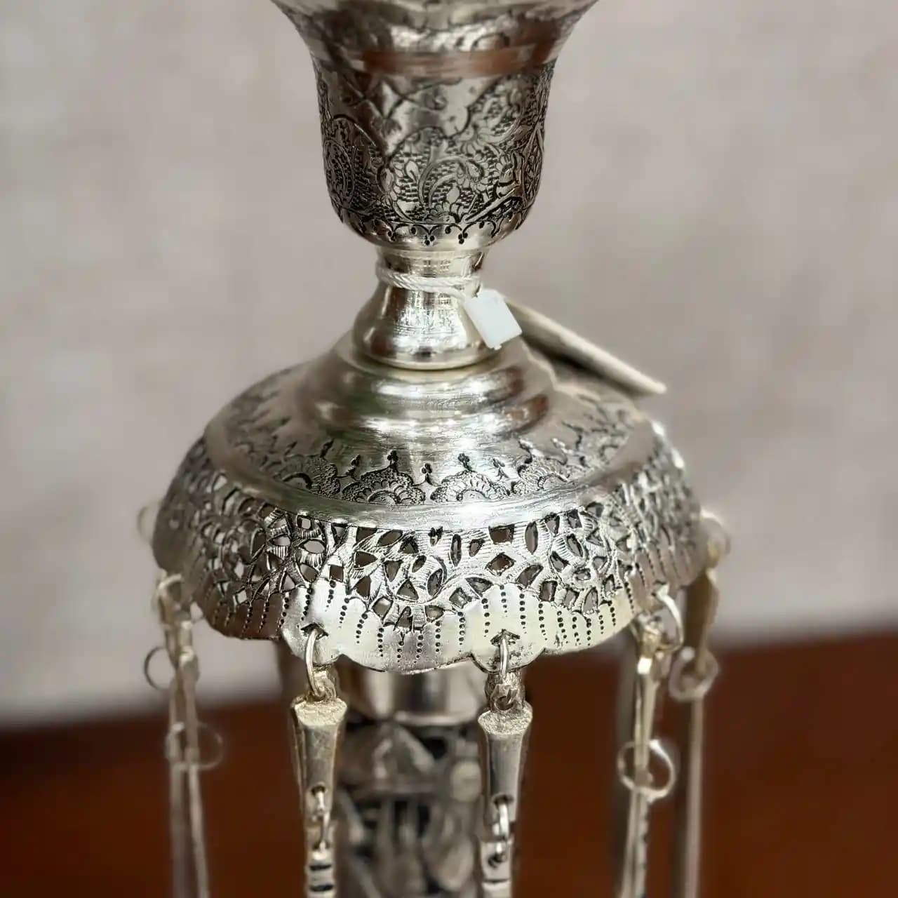 شمعدان نقره لاله آویزدار قلم مینیاتور — تصویر ۷