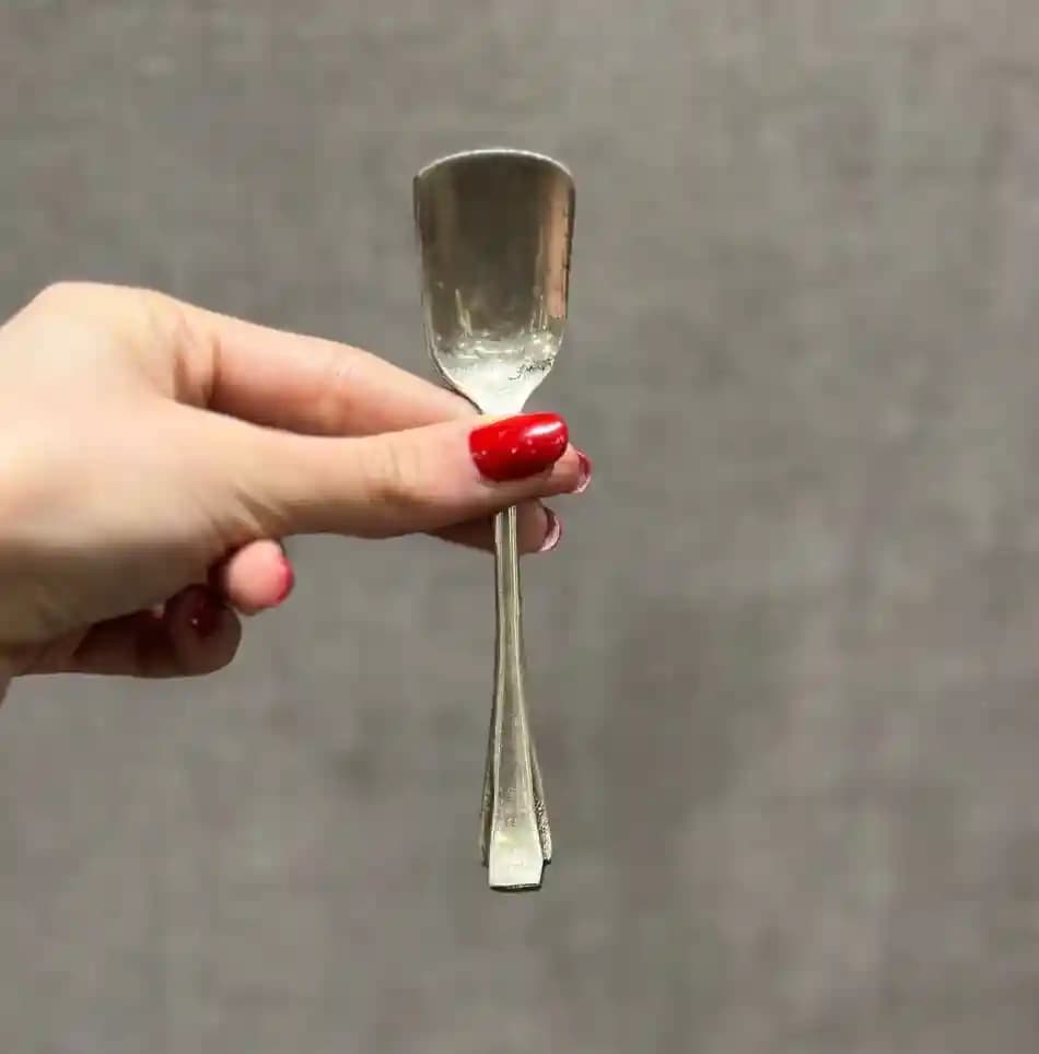 قاشق چای خوری نقره شش عددی بدون قلم کد2
