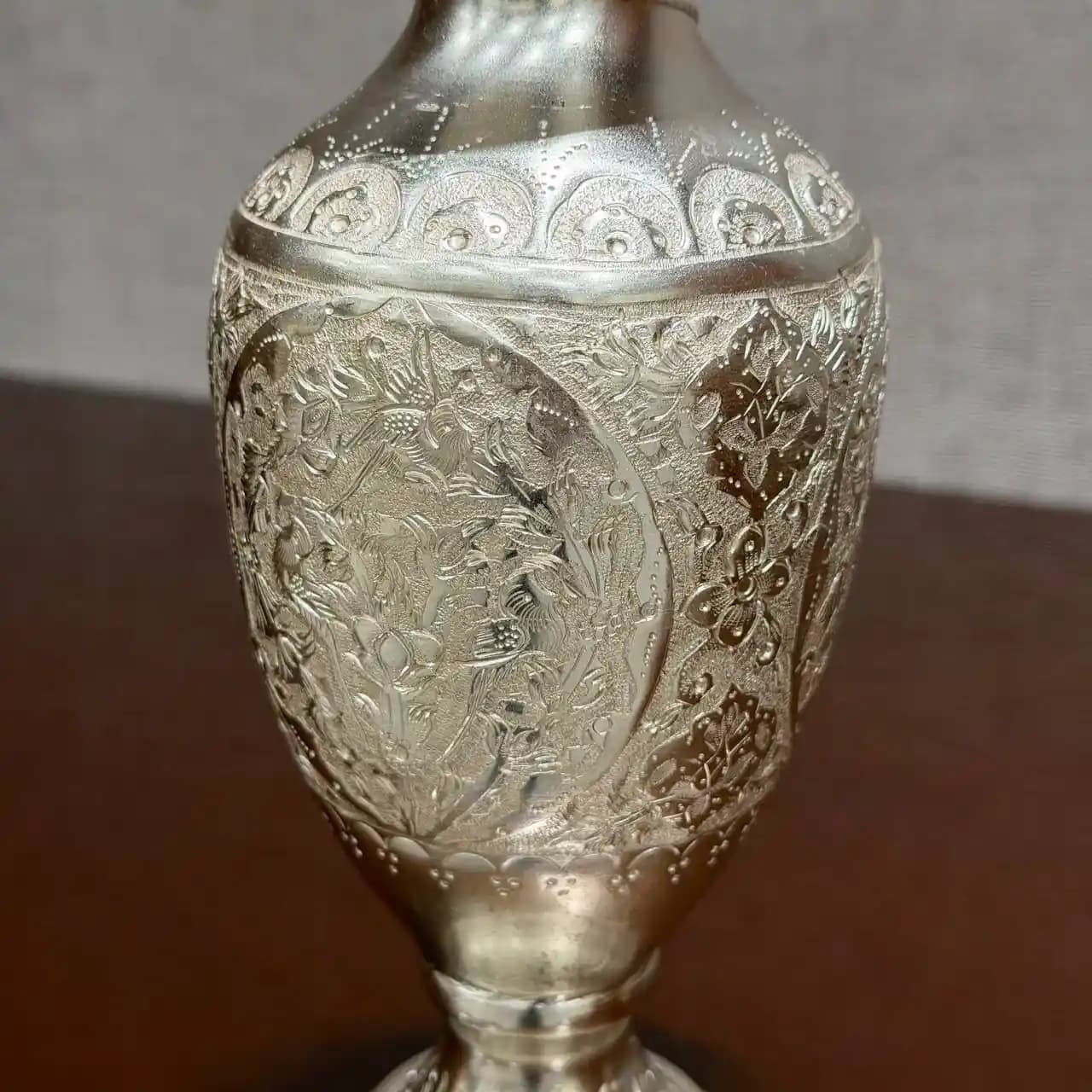 گلدان شکم دار نقره گل و مرغ — تصویر ۹