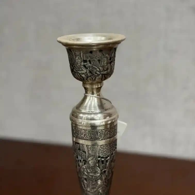 شمعدان نقره تک شاخه ریزقلم مینیاتور اعلا — تصویر ۶