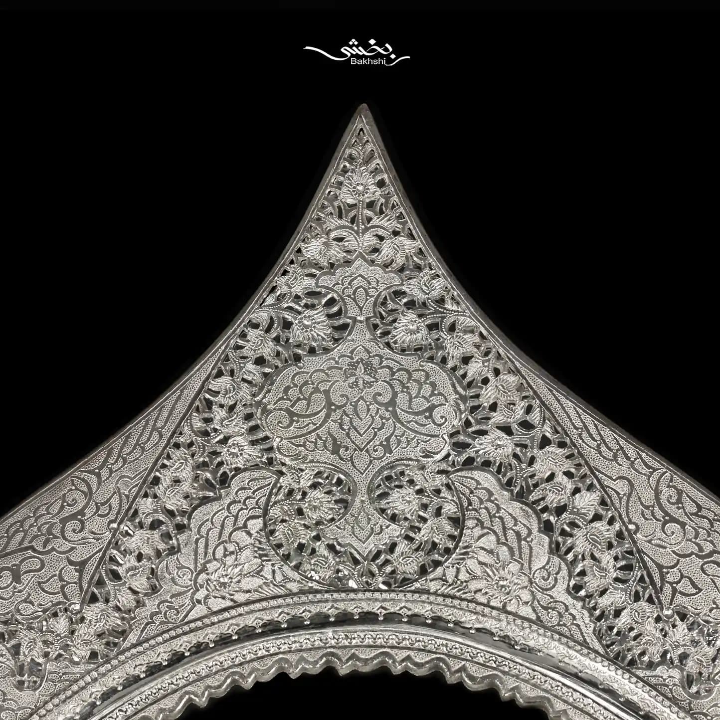 آینه نقره تاجدار بیضی قلم اسلیمی — تصویر ۴