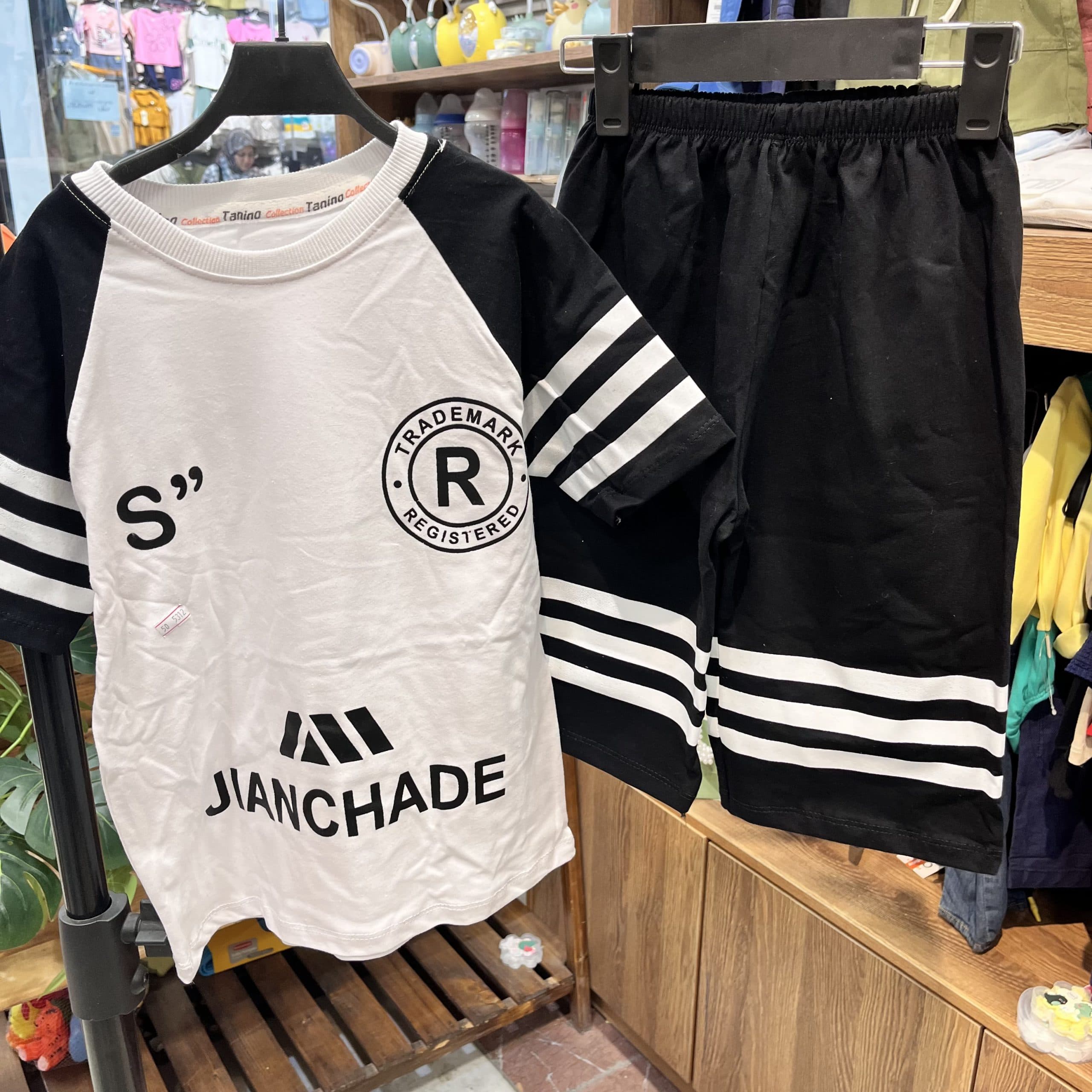 703 تیشرت شلوارک JIANCHADE