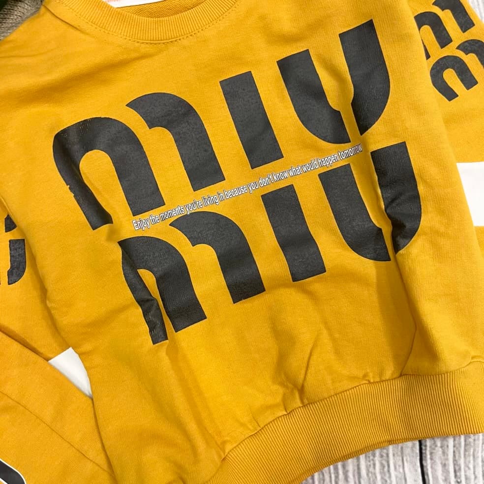 692 بلوز شلوار دورس miu miu — تصویر ۴