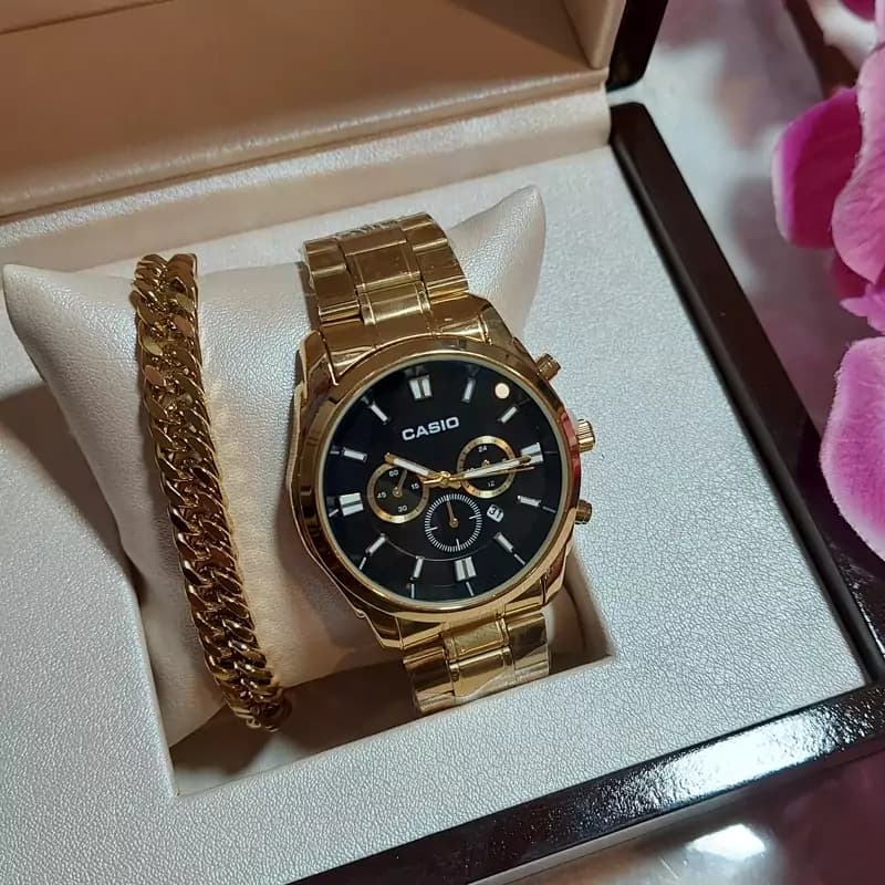 ساعت مچی مردانه کاسیو Casio طرح سه موتور طلایی همراه دستبند کارتیر کد 303