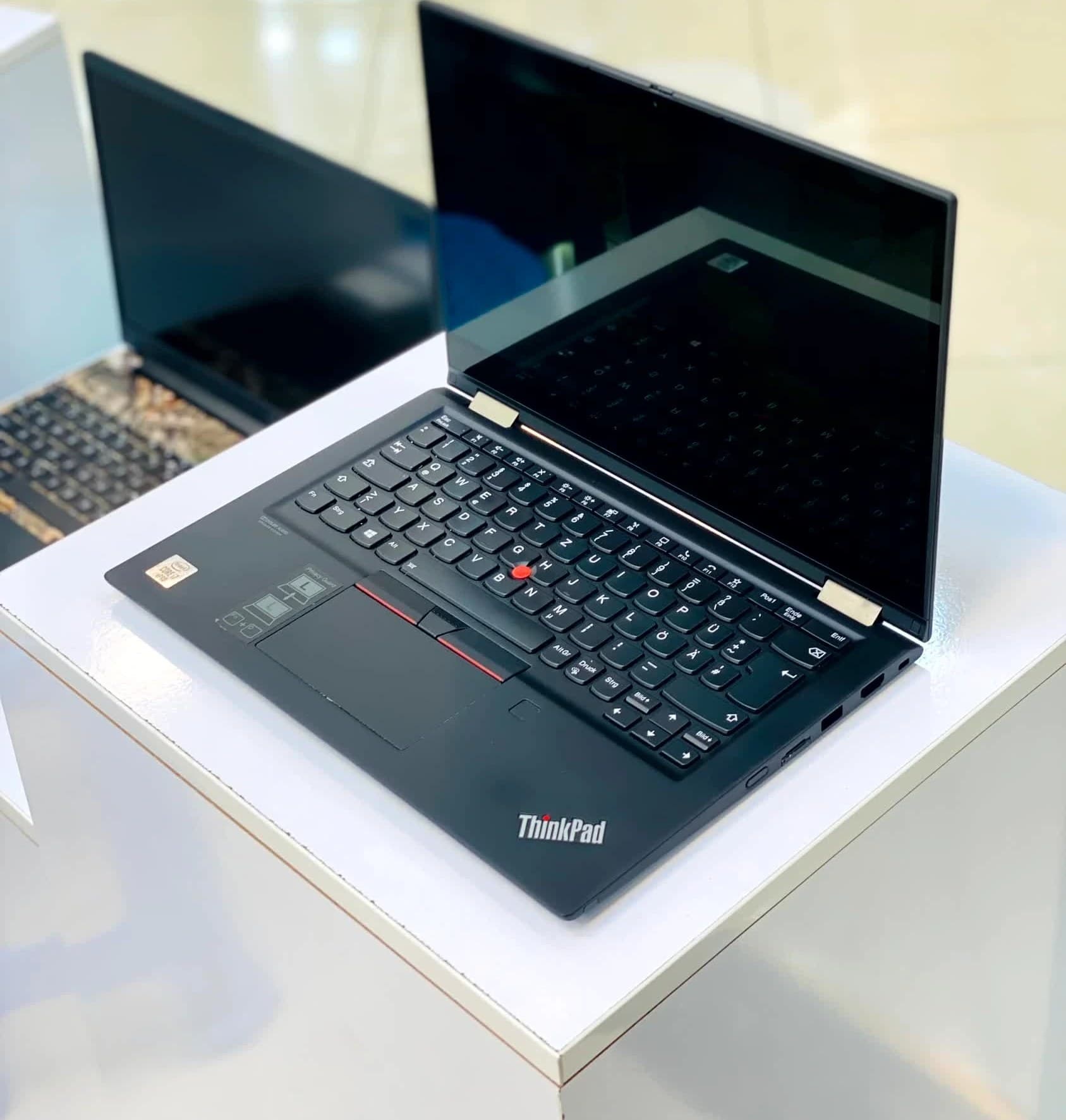 لپ تاپ Lenovo ThinkPad X13 Yoga i7-10610U 16GB 512GB SSD Touch