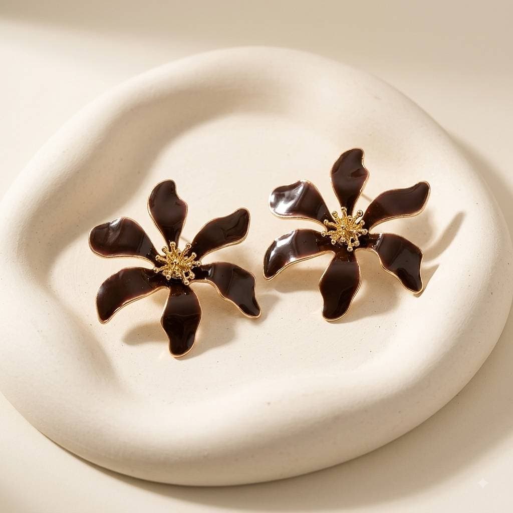 گوشواره مدل «گلبرگ برنزی»