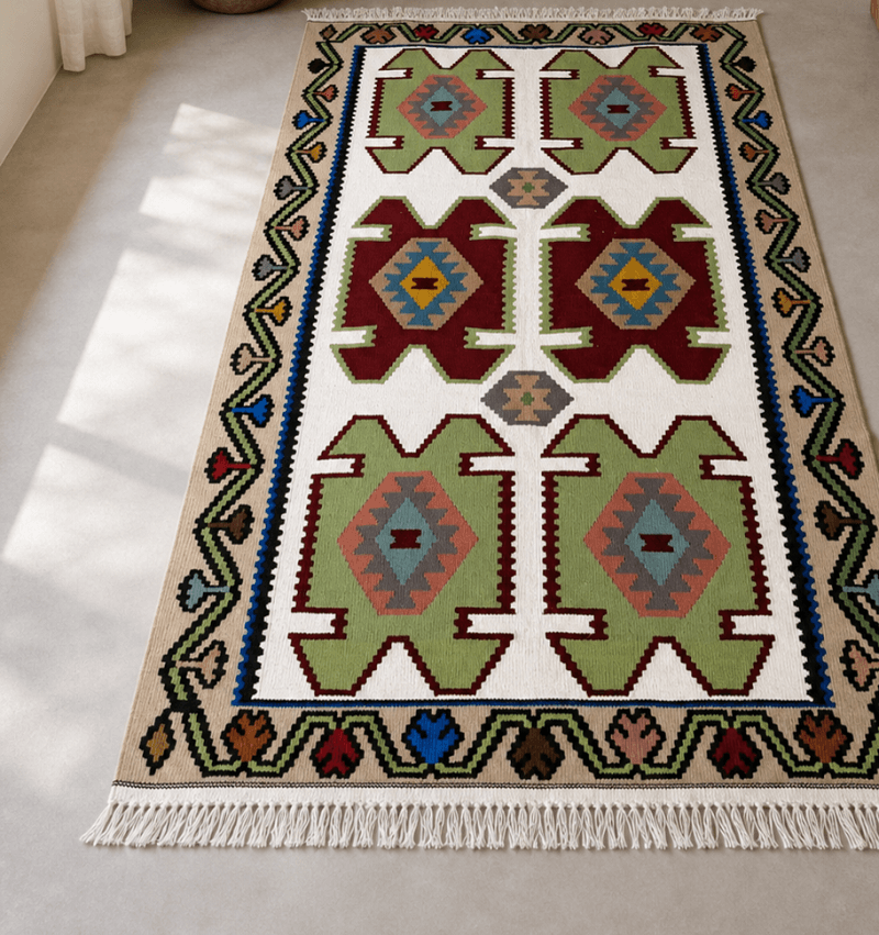 گلیم دستبافت طرح سنتی دومتری (بافته شده با نخ اکرولیک درجه یک) کدM9633