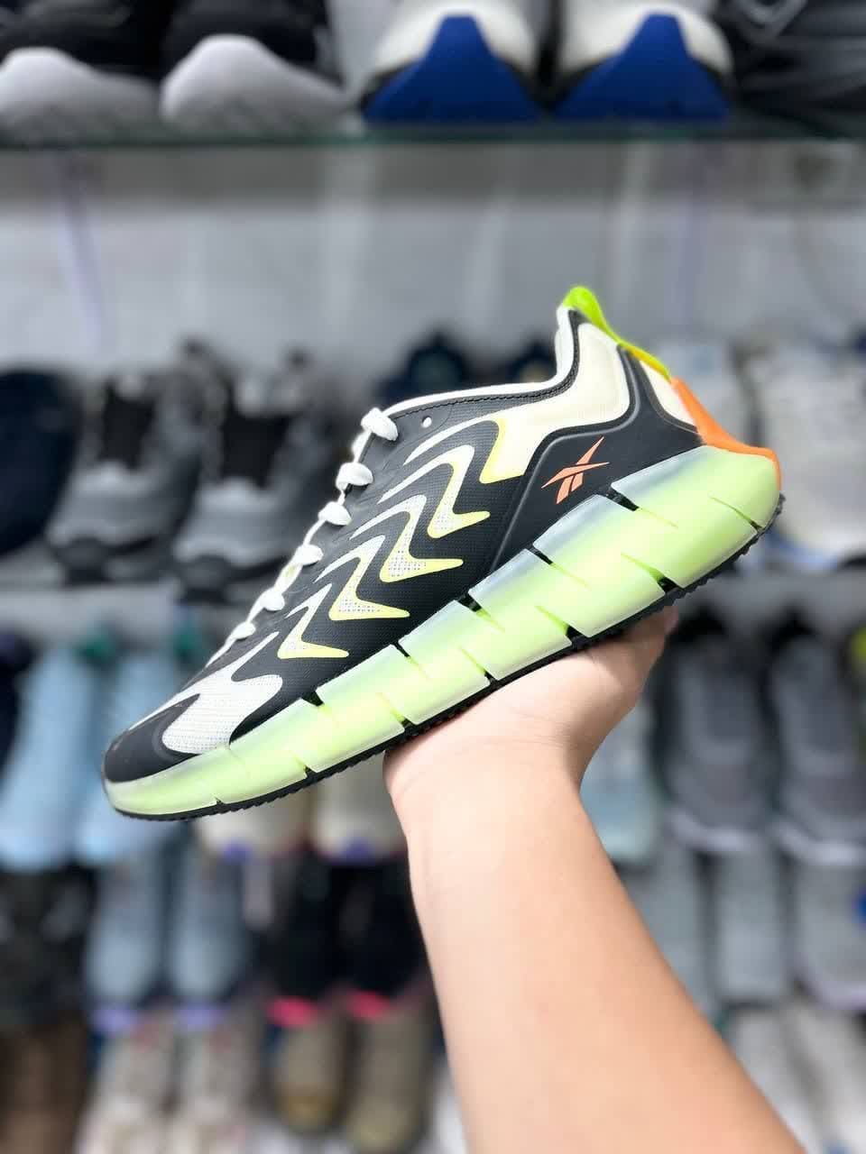 کتونب اسپرت روزمره جذاب ربوک مدلReebok Zig Dynamiva