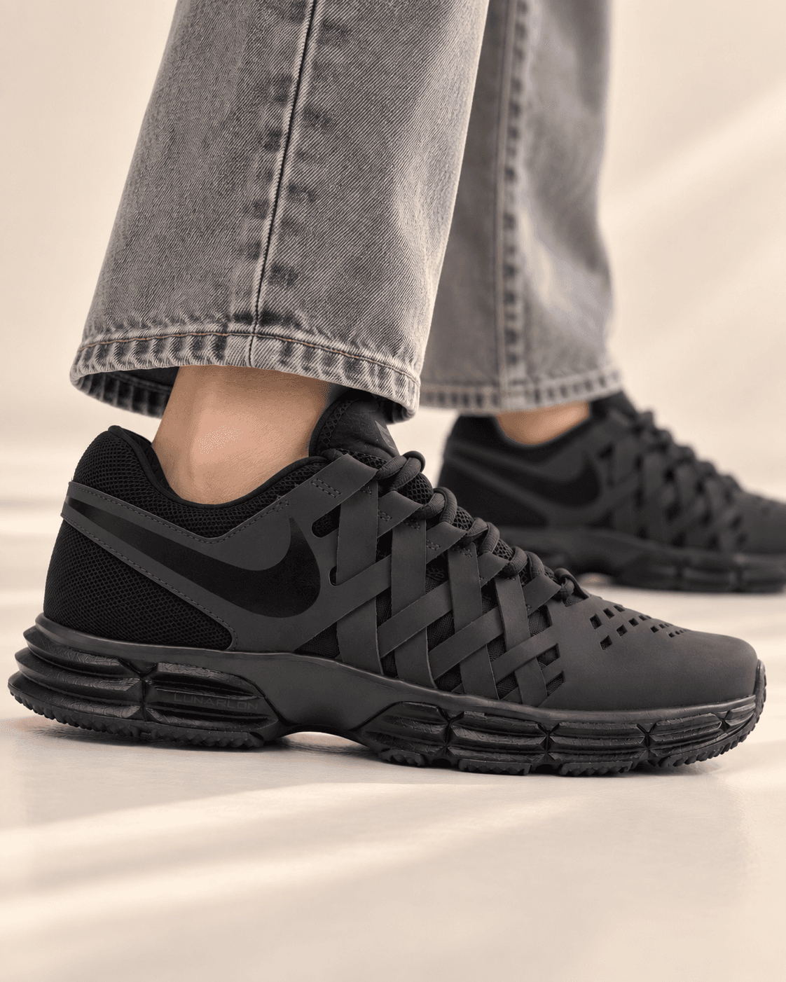 کفش تمرینی نایک Lunar Fingertrap TR Anthracite — تصویر ۲