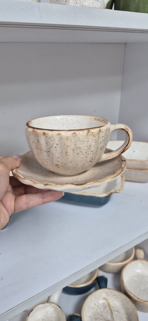 فنجان و نعلبکی سرامیک روستیک — تصویر ۳