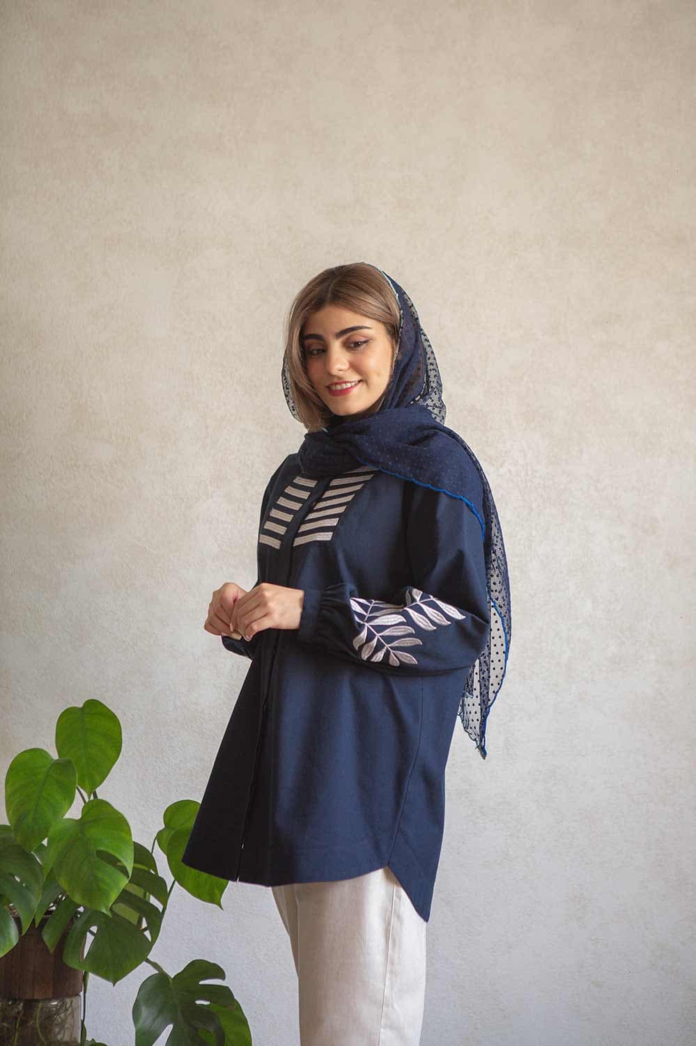 شومیز مانتویی مدل آنیا — تصویر ۵