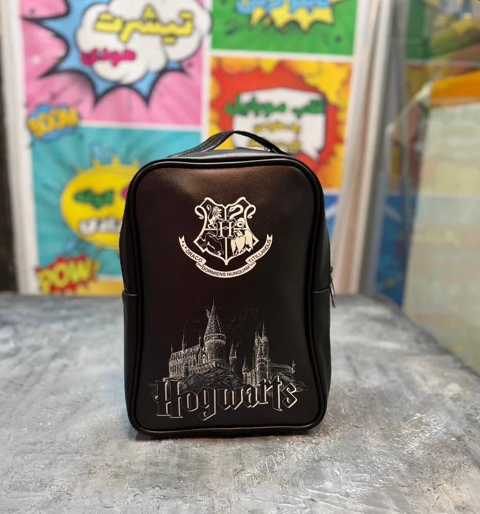 کوله پشتی چرمی طرح هری پاتر و هاگوارتز (Harry Potter – Hogwarts) — تصویر ۴