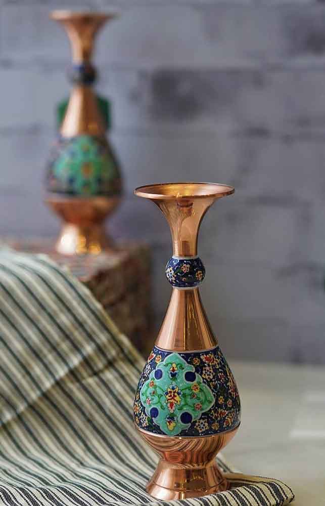 هدیه صنایع دستی ست گلدان مس و پرداز و سفره قلمکار — تصویر ۳