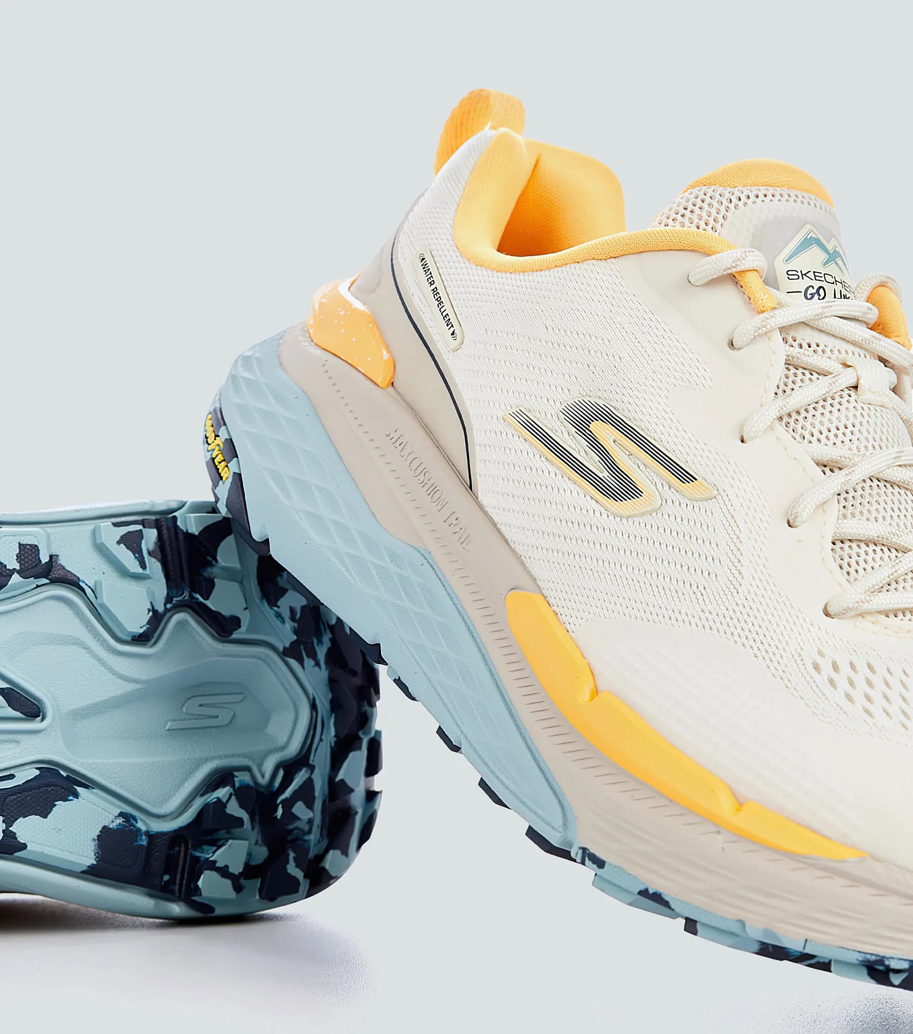 کتونی زنانه اسکیچرز Skechers Max Cushioning — تصویر ۵
