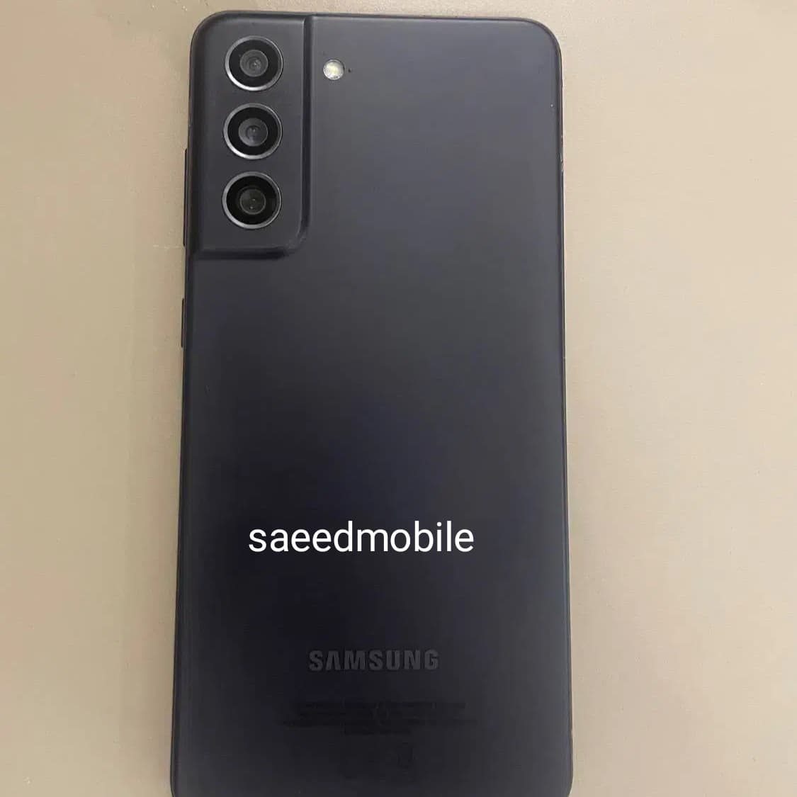 سامسونگ S21 FE 5G / حافظه 256 گیگابایت/ رم 8 گیگابایت/در حد نو — تصویر ۳