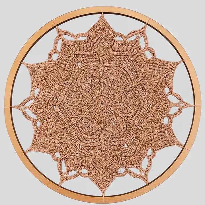 ماندالا دیوارکوب طرح کلوئه