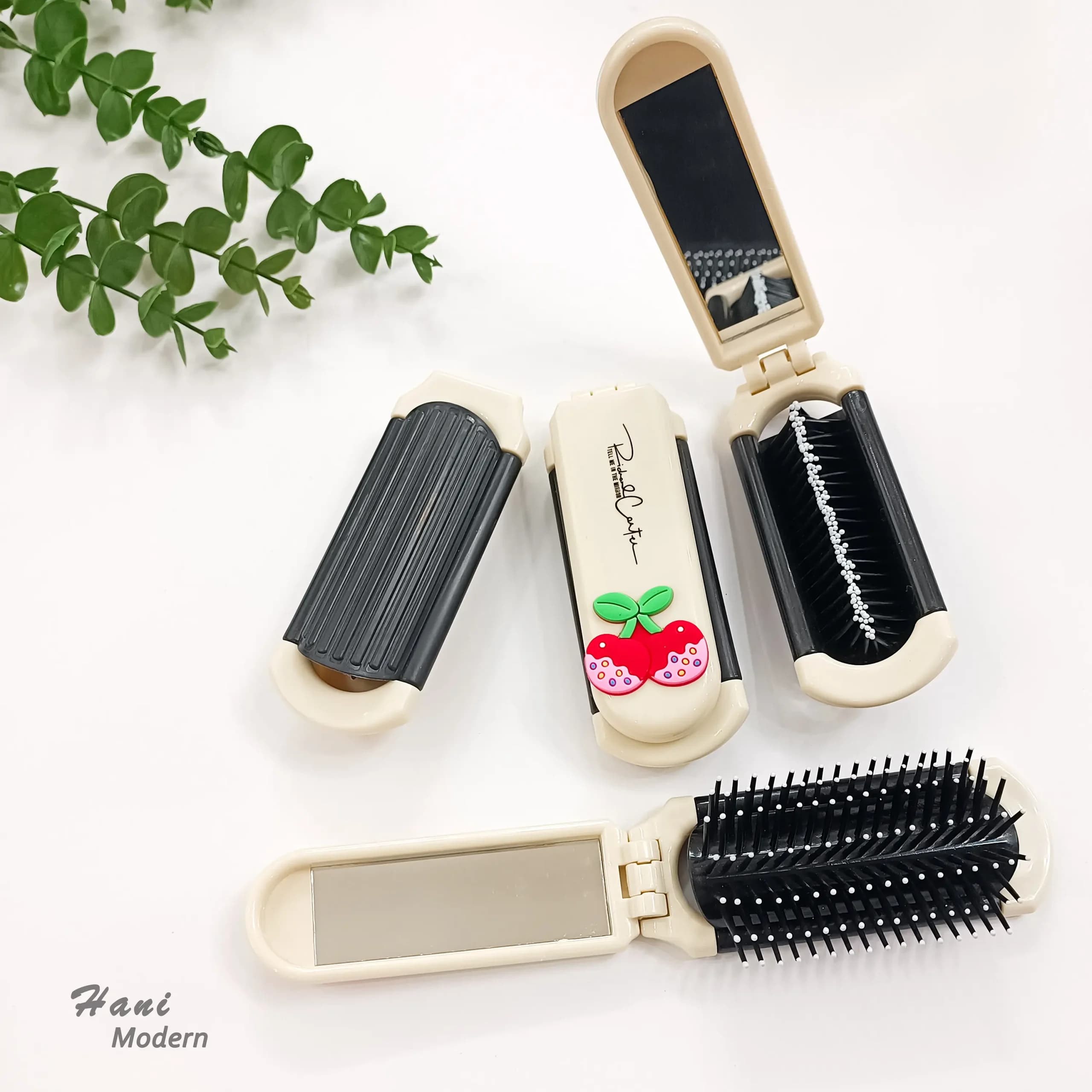 برس مو تاشو آینه دار