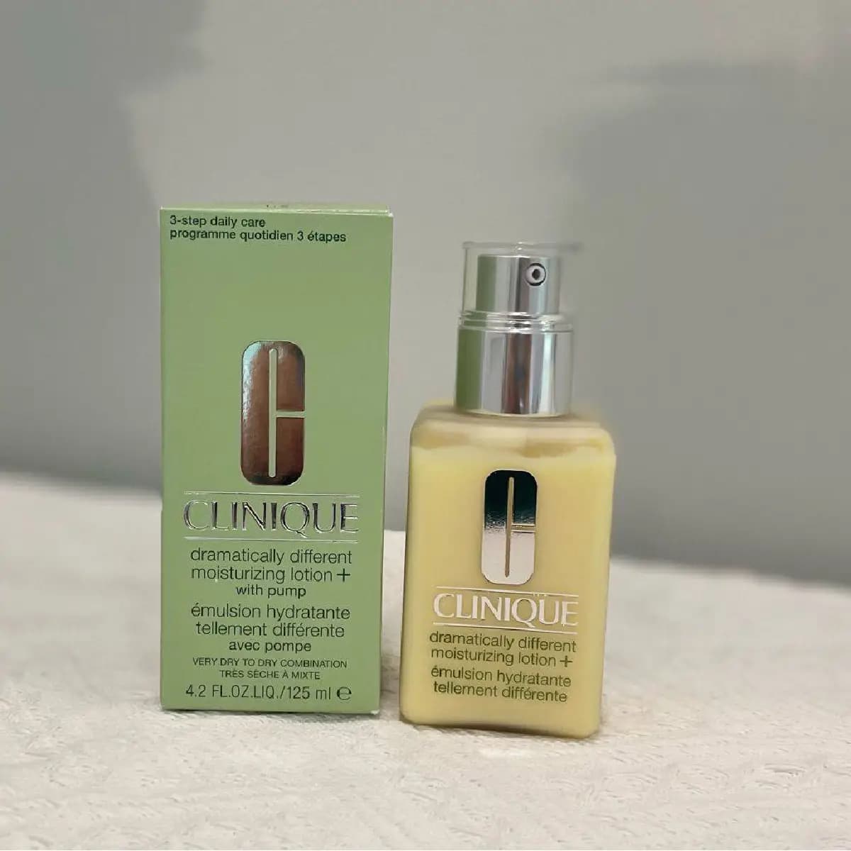 وسیون آبرسان کلینیک دراماتیکالی 125 میل Clinique Lotion