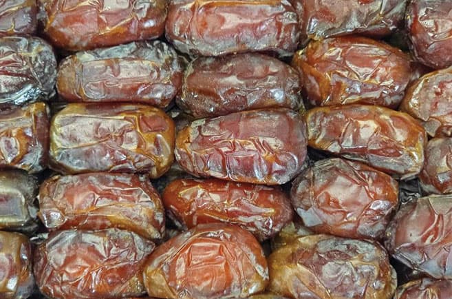 خرما کبکاب صادراتی خشت (دو کیلویی) — تصویر ۴