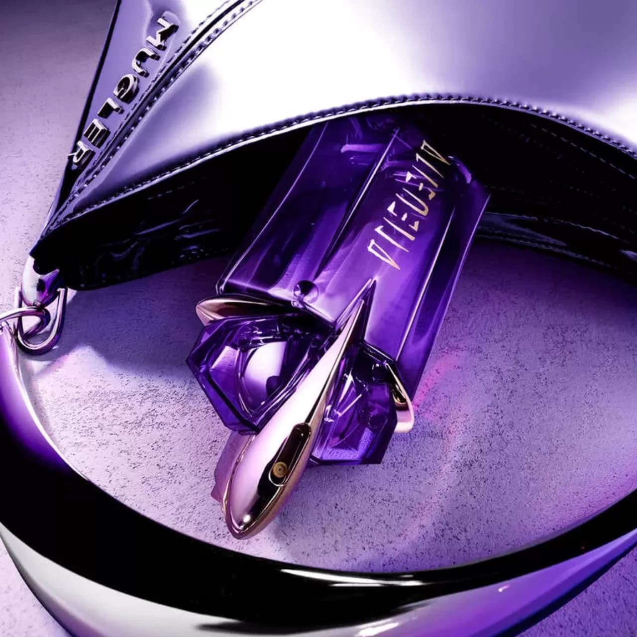 عطر موگلر الین (Mugler Alien) — تصویر ۸