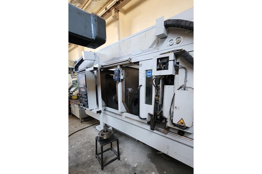 دستگاه تراش CNC برند Monforts — تصویر ۲