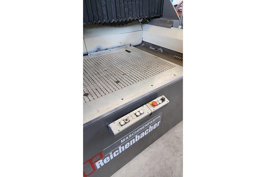 دستگاه فرز وکیوم CNC برند Reichenbacher — تصویر ۳