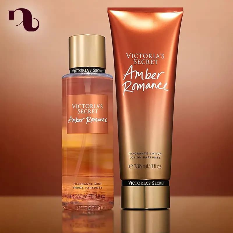 لوسیون بدن ویکتوریا سکرت Amber Romance – نرمی، لطافت و رایحه‌ای به یادماندنی — تصویر ۳