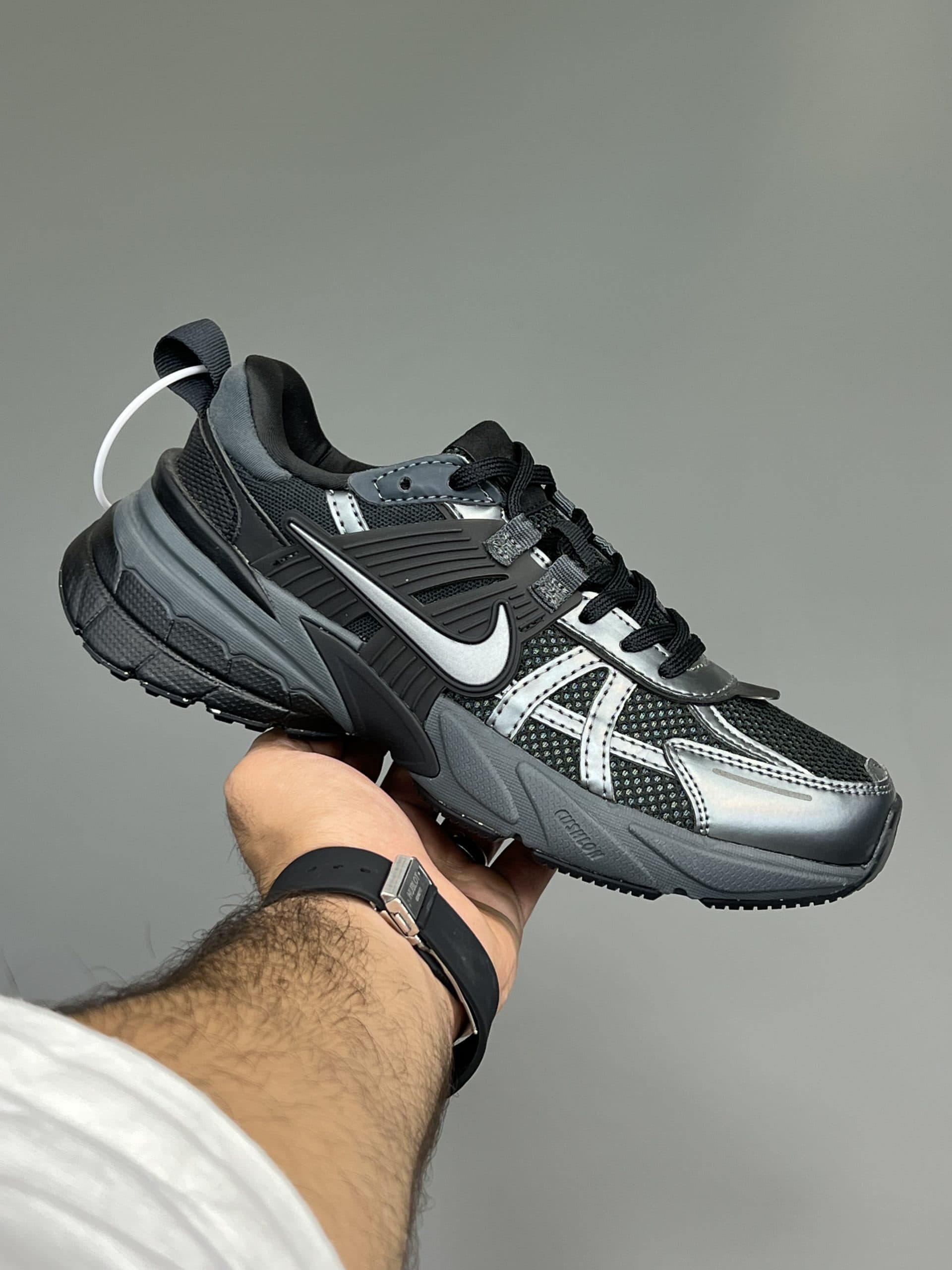 نایک ویتوکی ران کف پنبه مشکی Nike V2K Run
