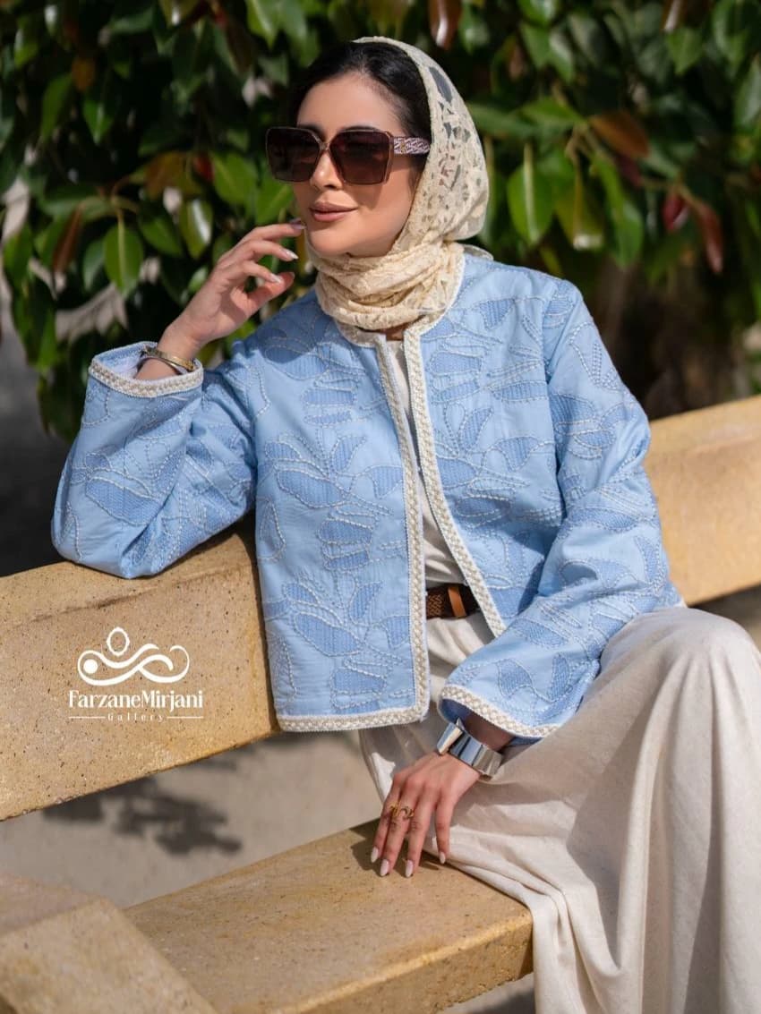 کت و پیراهن ساحل — تصویر ۳